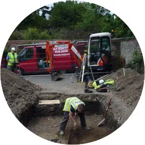 Pub Dig - TV program