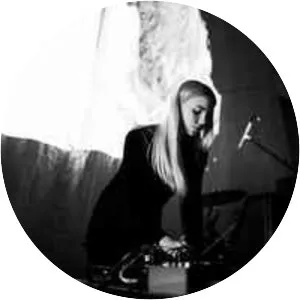 Puce Mary - Danish musician