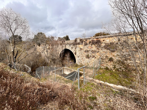 Puente del Arroyo del Endrinal  - Historical landmark in Spain