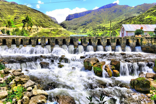 Puente Inca Huarautambo Astobamba