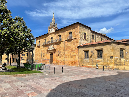 Puerta de La Limosna