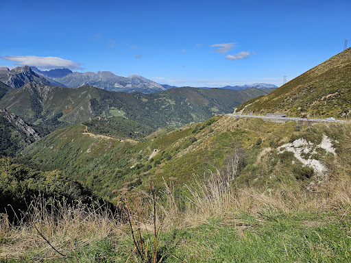 Puerto Pajares Mountain Pass Viewpoint