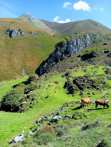 Puerto Ventaniella - Hiking area in Spain