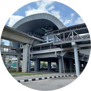 Pusat Bandar Puchong LRT station - 