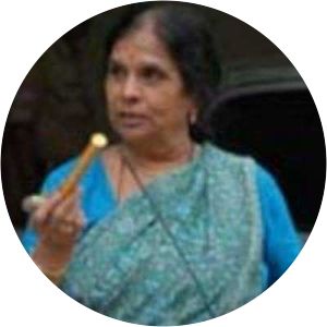 Pushpa Dravid photograph