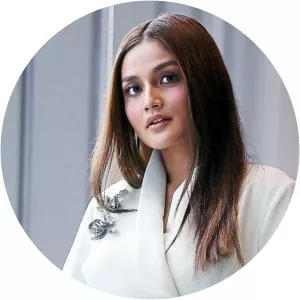 Puteri Aishah - Malaysian TV actor