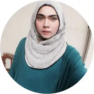 Putri Bella - Musical artist