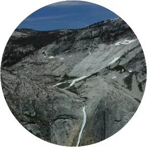 Pywiack Cascade - Waterfall in California