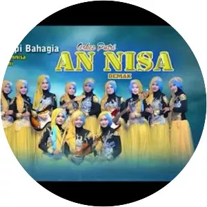 Qasidah An Nisa
