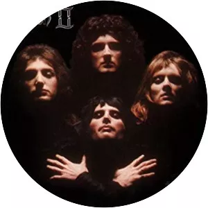 Queen II photograph