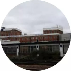 Queenstown Road (Battersea) railway station