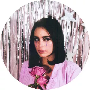 Quelle Rox - Musical artist