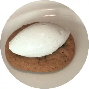Quenelle - Dish