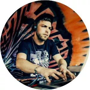 Querox - Musical artist