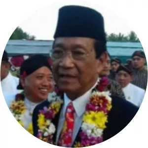 RA Siti Kustina - Hamengkubuwono IX's wife