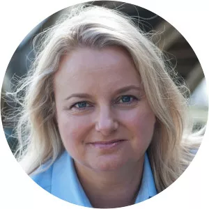 Rachel Holmes - Author