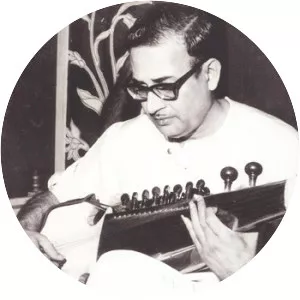 Radhika Mohan Maitra - Indian musician