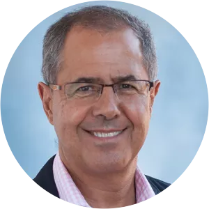 Rafael Fernandez de Castro - Author