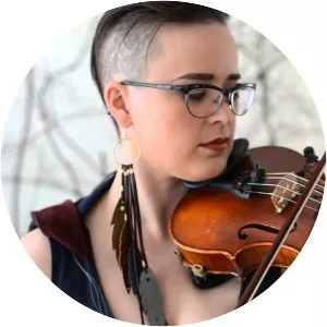 Raine Hamilton - Singer