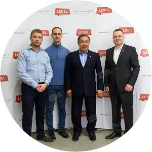 Rais Minnikhanov - Rustam Minnikhanov's brother