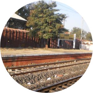 Ranoli railway station - 