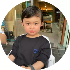 Raphael Moeis photograph