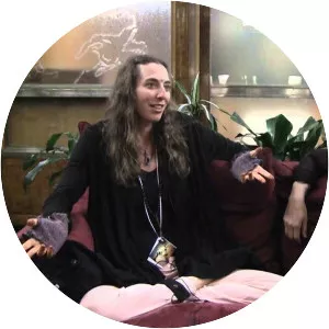 Raquy And The Cavemen - Musical artist