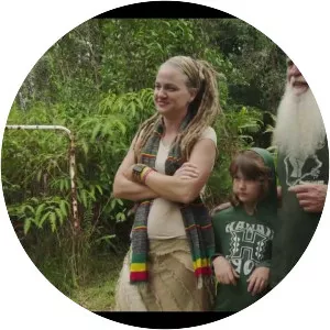 Ras Sparrow - Singer