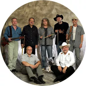 rattlesnake annie tučňáci - Musical group