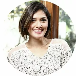 Ratu Anandita - Actress