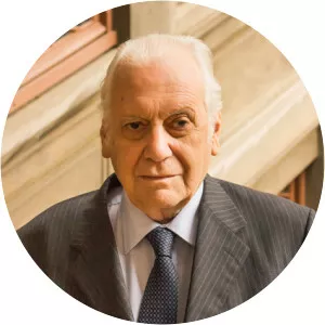 Raúl Allard Neumann