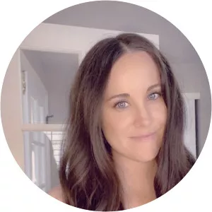 Raven Kennedy - Author