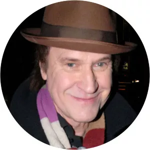 Ray Davies - Singer-songwriter