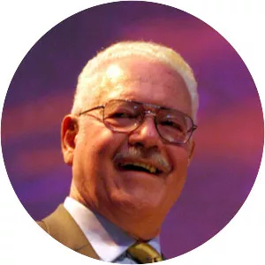 Ray Santos - Musician