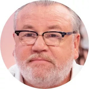 Ray Winstone - English television actor