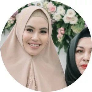 Raya Katrina Putri Ramadani - Hendrik Ceper's daughter