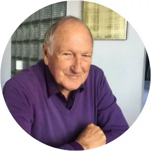 Raymond Hawthorne - Actor