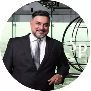 Raza Beig photograph