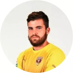 Razvan Petrariu (Răzvan Petrariu)