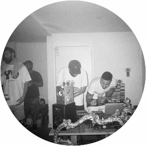 rbchmbrs - Musical artist