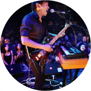 Re-TROS - Musical group