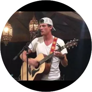 Reagan Woodside - Musical artist