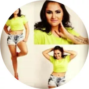 Rebeca Lindsay - Musical artist