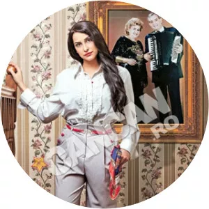 Rebeca Onoriu photograph