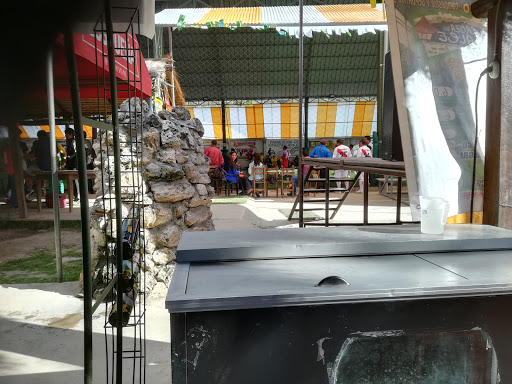 Recreo Campestre LA CHOZA DEL ALCE - Restaurant