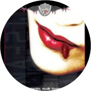 Red Cockroaches - 2003 ‧ Drama/Horror ‧ 1h 22m