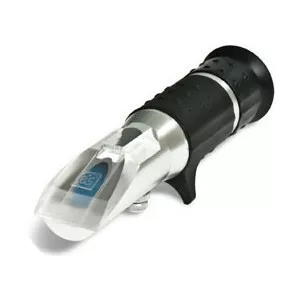 Refractometer