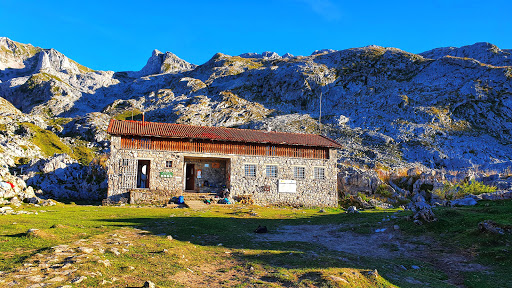 Refugio Vegarredonda 