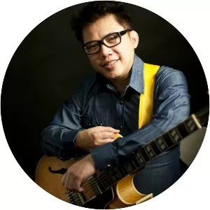 Regi Leo - Musical artist