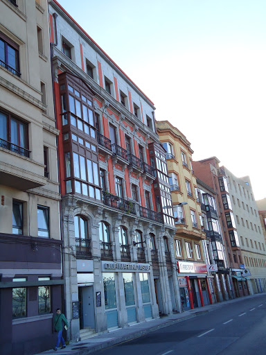 Rehabilitaciones Mantaras - Building restoration service in Gijon, Spain